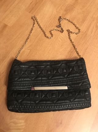 Bolso Sfera negro de segunda mano por 10 EUR en Alicante en WALLAPOP