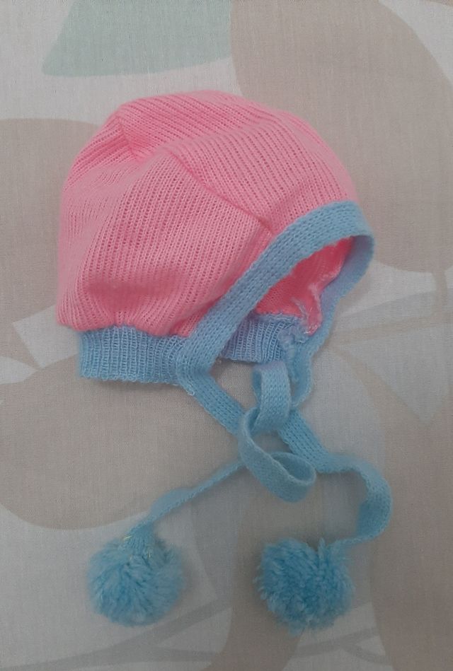 Gorrito lana muñeca Monina de Jesmar. Nancy