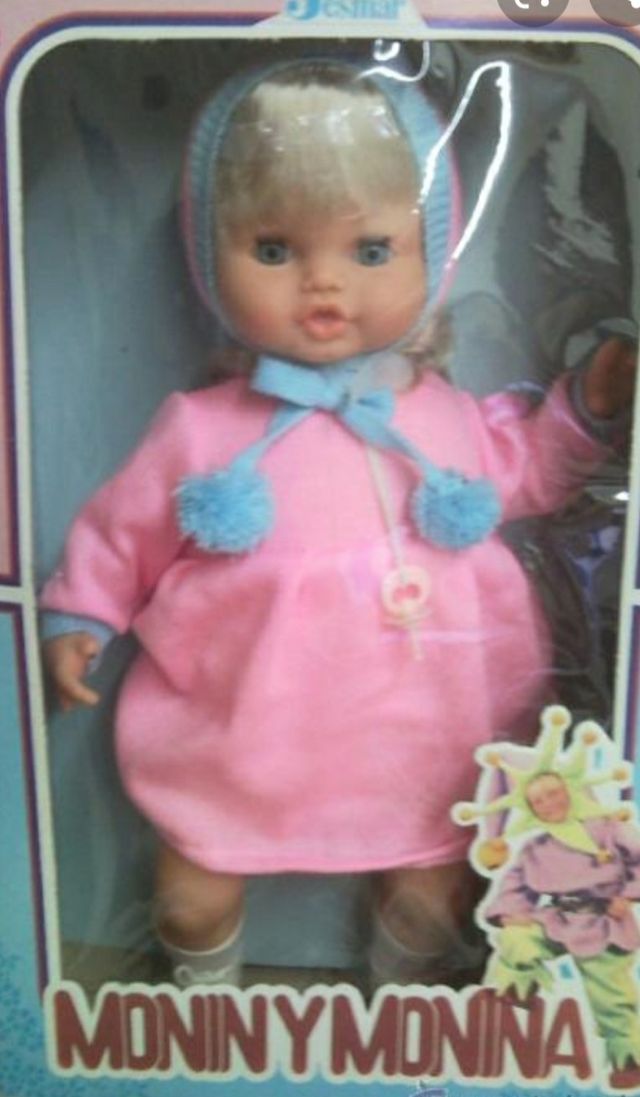 Gorrito lana muñeca Monina de Jesmar. Nancy