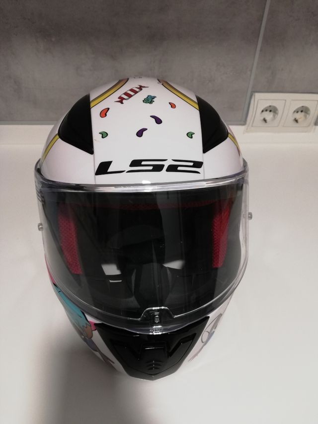 Casco integral infantil