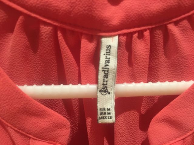 Vestido de Stradivarius