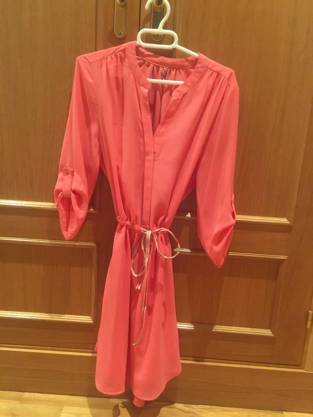 Vestido de Stradivarius