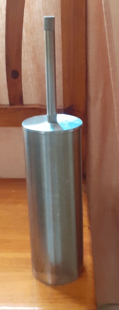 Escobillero acero inoxidable.