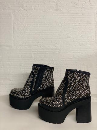 BOTIN SARKANY PIEL NEGRA T.38 NUEVOS