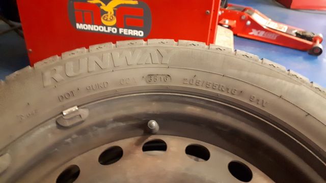 llantas con cubiertas