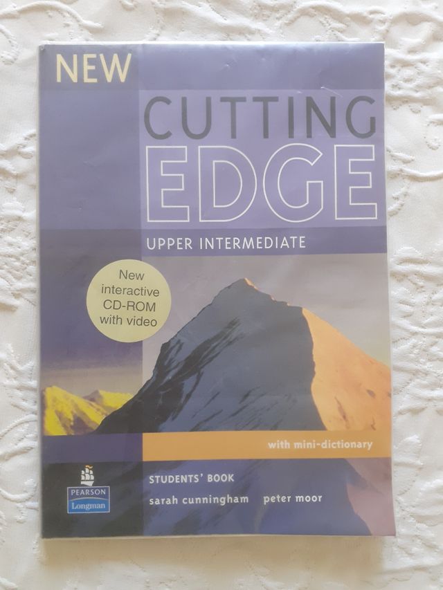 NEW CUTTING EDGE UPPER INTERMEDIATE.STUDENTS BOOK