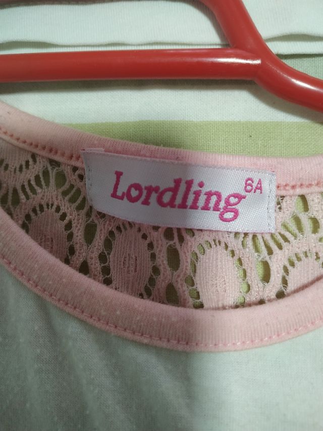 3 camisetas de niña de 6 a 8 años.