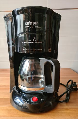 Cafetera UFESA Avantis 50 de segunda mano por 15 EUR en Madrid en WALLAPOP