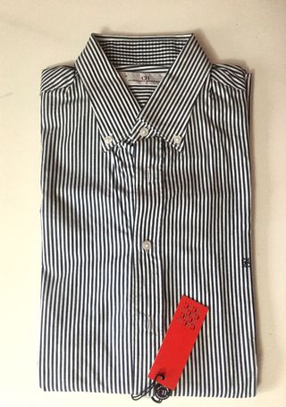 Camisas Carolina Herrera de segunda mano en la provincia de Camisa Mujer – Carolina Herrera en Azul Marino de Segunda