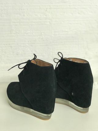BOTIN LUZ NEGRO ANTE JEFFREY CAMPBELL T.39 nuevas