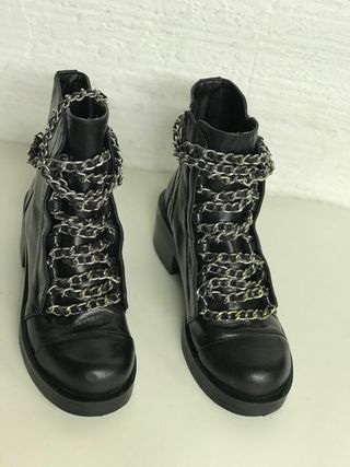BOTIN ZARA CADENAS Y PIEL NEGRA T.38 nuevas