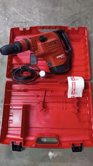 Martillo taladro percutor t70 Hilti de segunda mano por 950 EUR en Badalona  en WALLAPOP