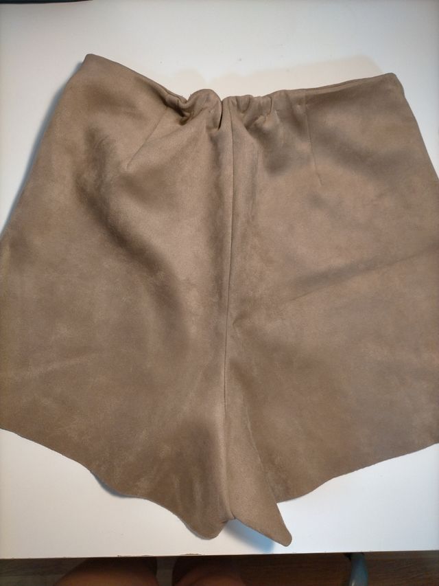 Falda pantalón Zara