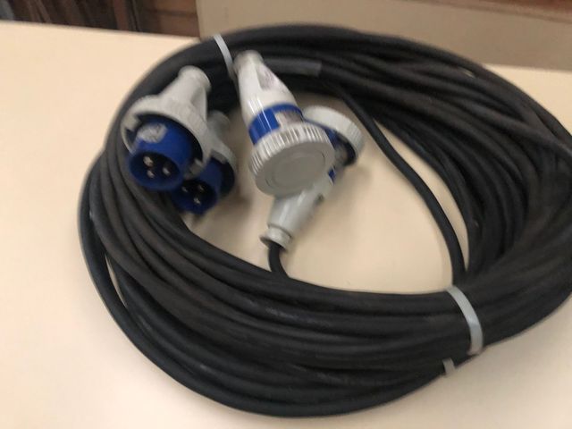 Alargó cable eléctrico calidad militar 16A