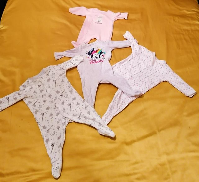 Lote de oijamas de 3 a 6 meses