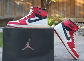 Air Jordan 1 KO Chicago VTG talla 43 de segunda mano por 250 EUR en Ourense  en WALLAPOP