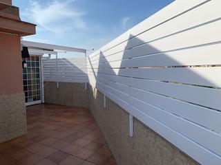 Vallas personalizadas y opciones de toldo