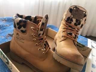 Botas Panama Jack leopardo de segunda mano por 105 EUR en Torrejón de Ardoz  en WALLAPOP