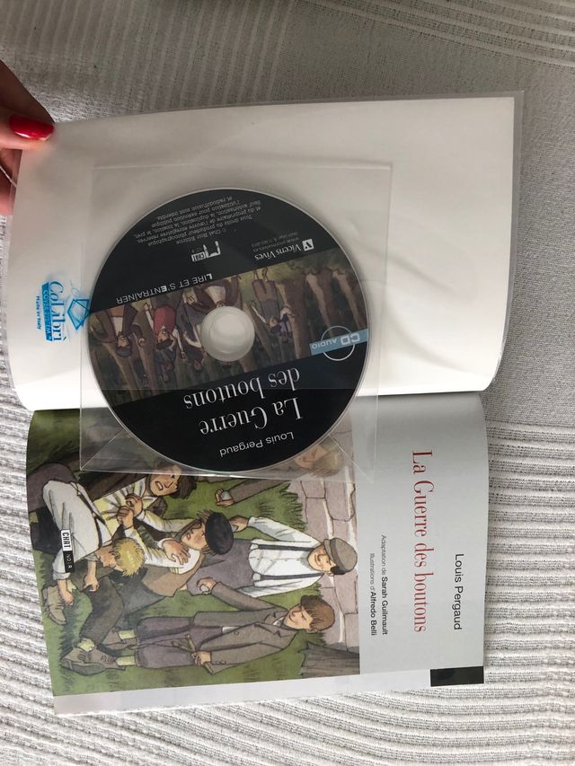 LA GUERRE DES BOUTONS. LIVRE + CD