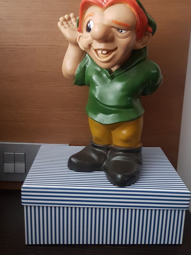 Hucha Jorobado de Noterdam