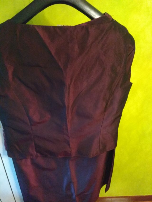 conjunto fiesta granate