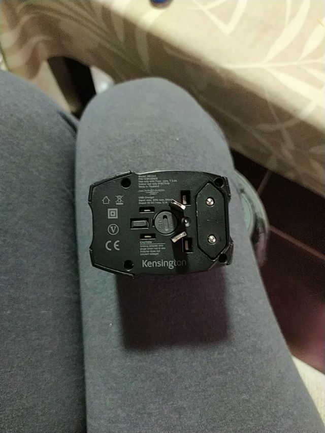 adaptador enchufe universal