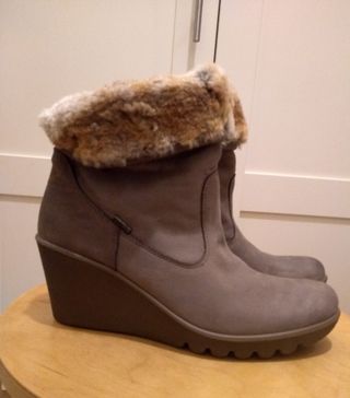 Botas cuña piel ImacTex T.40 de segunda mano por 40 EUR en Barcelona en  WALLAPOP