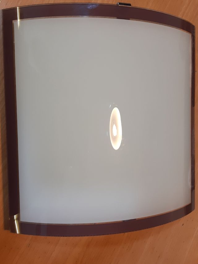 lámpara cuadrada margen violeta oscuro