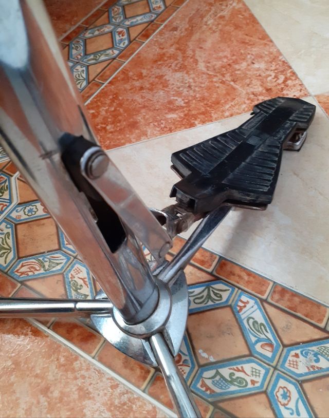 SOPORTE VINTAGE HI HAT CHARLES