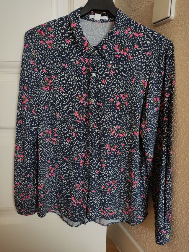 2 blusas Springfield T/40 y H&M T/38 . URGE VENTA.