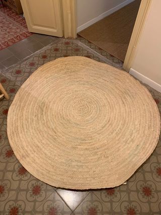 Alfombra Redondas de segunda mano en Barcelona en WALLAPOP Alfombra Fermina Redonda 80 Cm en 2020 | Alfombras