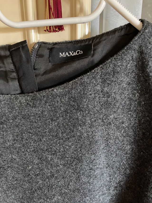 Vestido gris Max and Co