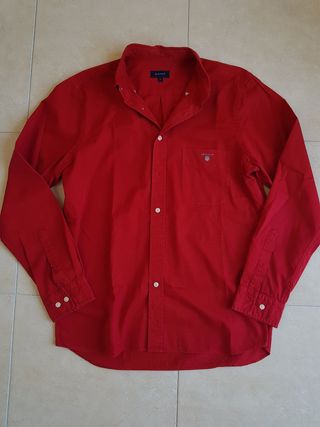 Camisas rojas de segunda mano en El Puerto de Santa María en Camisas de marca de segunda mano en El Puerto de Santa María