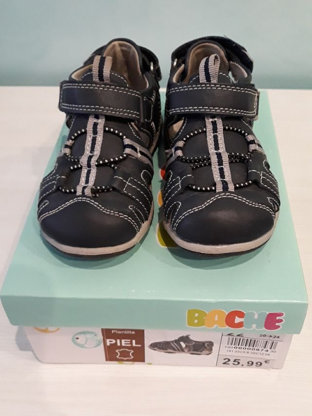 sandalias 22 niño bebe piel como nuevas