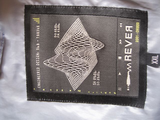 Cazadora impermeable