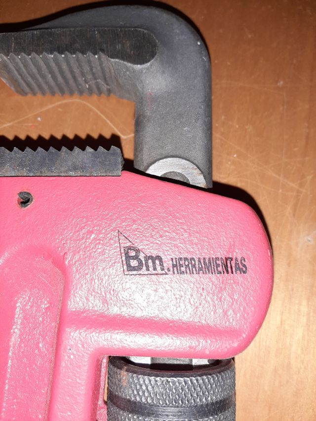 Llave grifa nueva,gran tamaño 24".