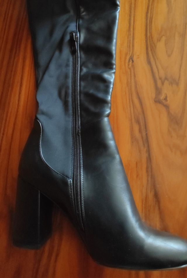 botas negras altas public desire