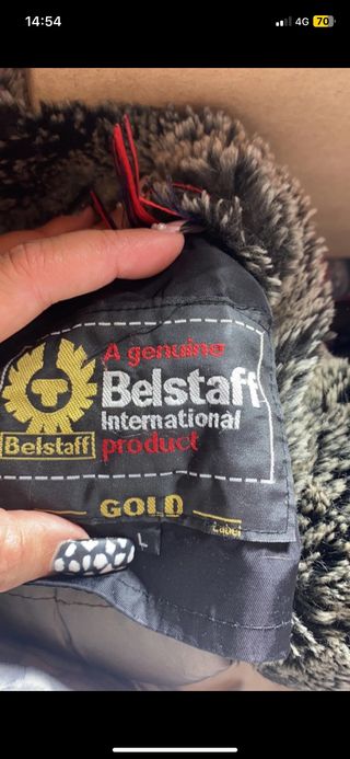 Preciosa chaqueta cazadora belstaff perfecta negra