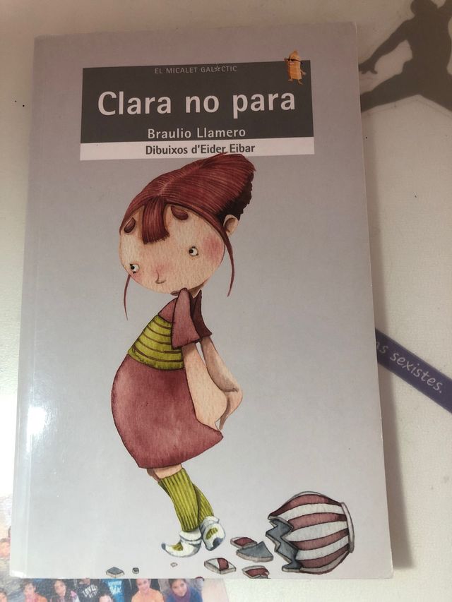 Clara no para
