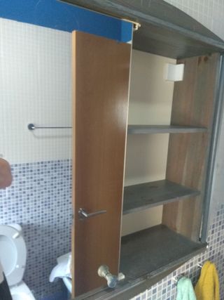 Conjunto mueble de baño con espejo de segunda mano por 45 € en