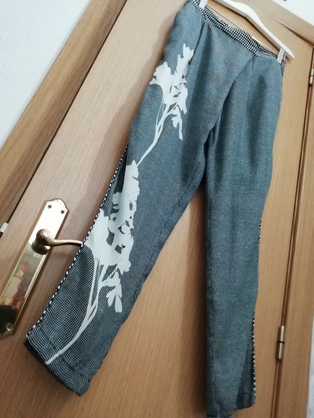 pantalón ZARA