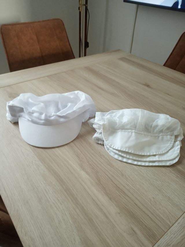 gorras cocinero o dependiente. cuatro