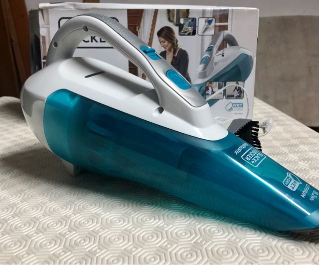 Aspirador de mano Black&Decker
