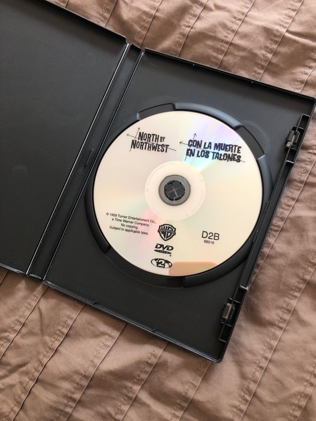 Dvd Con la muerte en los Talones