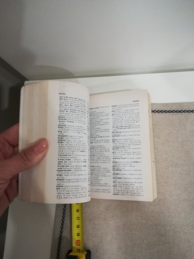 DICCIONARIO VOX ENGLISH - SPANISH