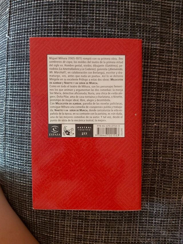 Libro nuevo "Melocotón en almíbar".