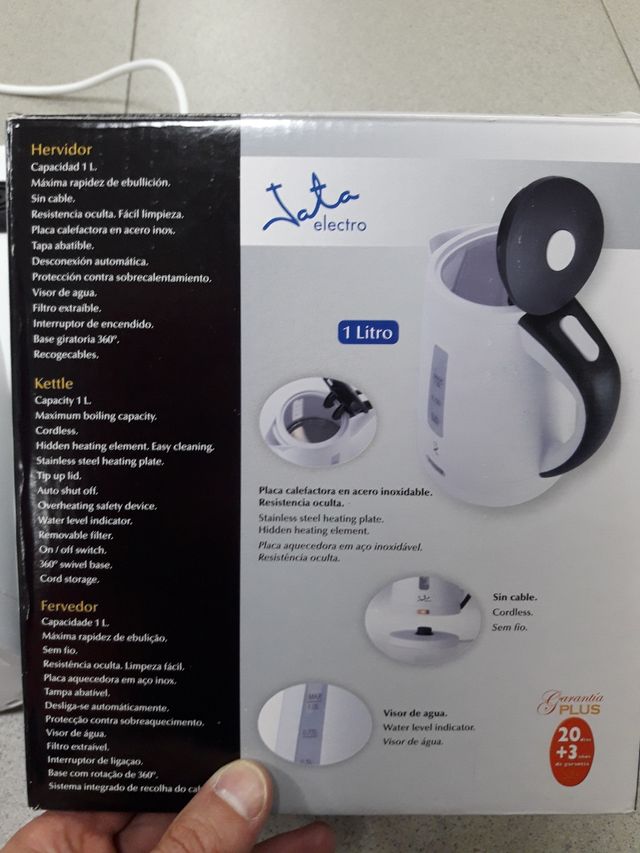 Hervidor de agua Jata