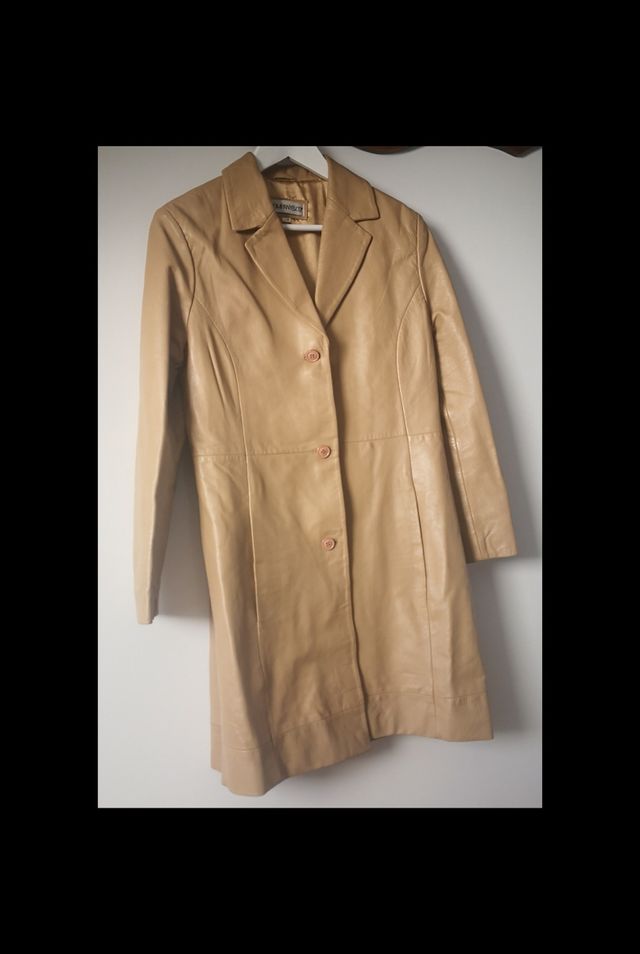 Abrigo cuero piel veige corto COMPANY & CO