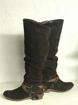 BOTAS FLUXA  MOSQUETERAS PIEL  T. 38