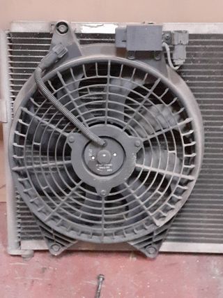 Condensador con electroventilador Kia Carnival II de segunda Ventilador, condensador del aire acondicionado Kia CARNIVAL